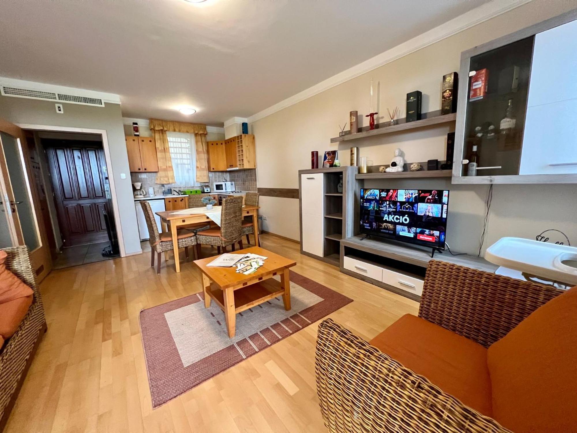 Luxus Golf Apartment Бік Екстер'єр фото