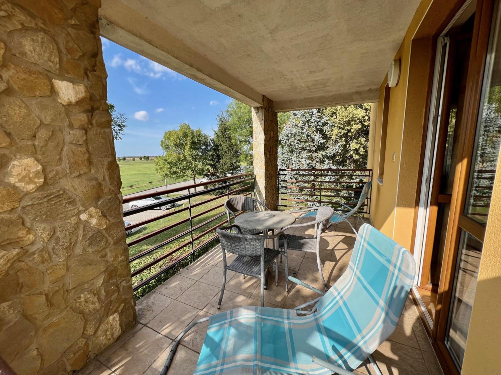 Luxus Golf Apartment Бік Екстер'єр фото